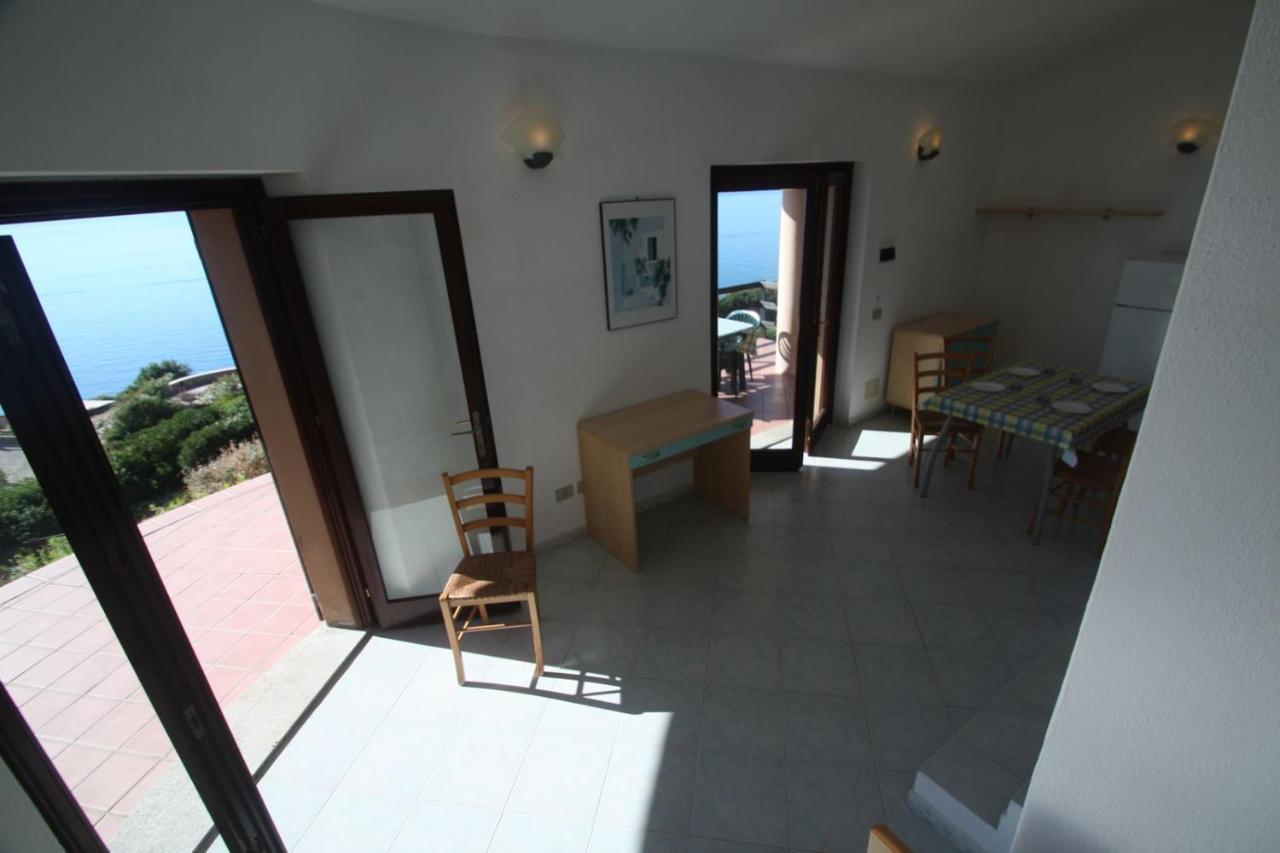 Villino Lu Ciuoni With Nice Sea View Costa Paradiso Exterior photo