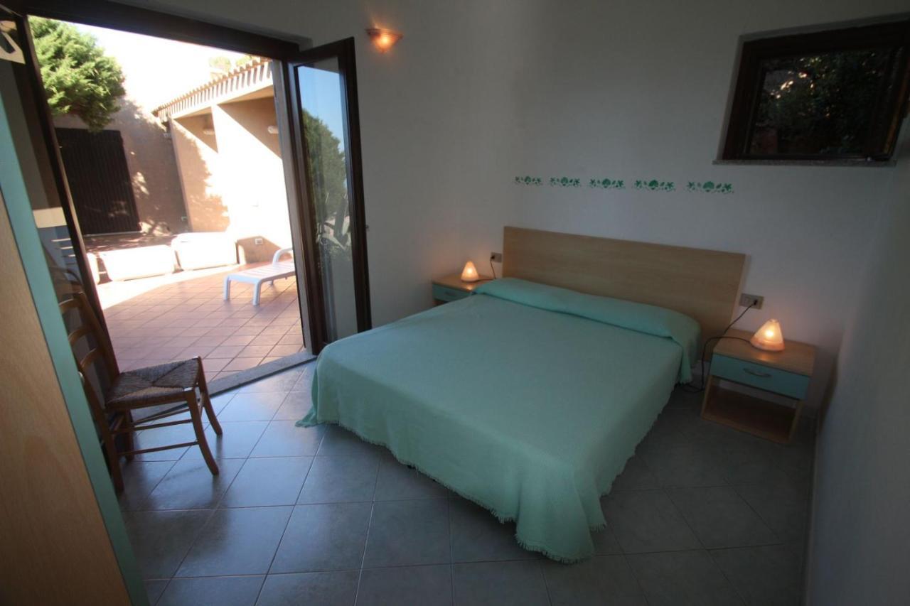 Villino Lu Ciuoni With Nice Sea View Costa Paradiso Exterior photo